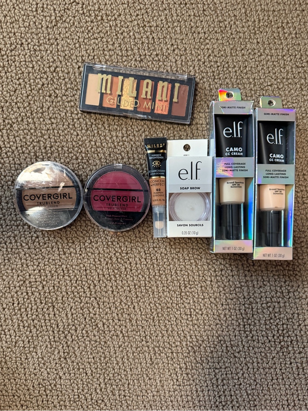 COVERGIRL Face Powders & Blushes with Neutral and Berry Tones